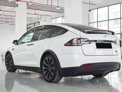 Tesla Model X  Фото №6